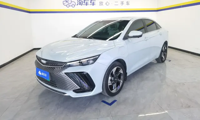 Geely Emgrand 2022 1.5TD-DHT Pro 100KM Super фото 1