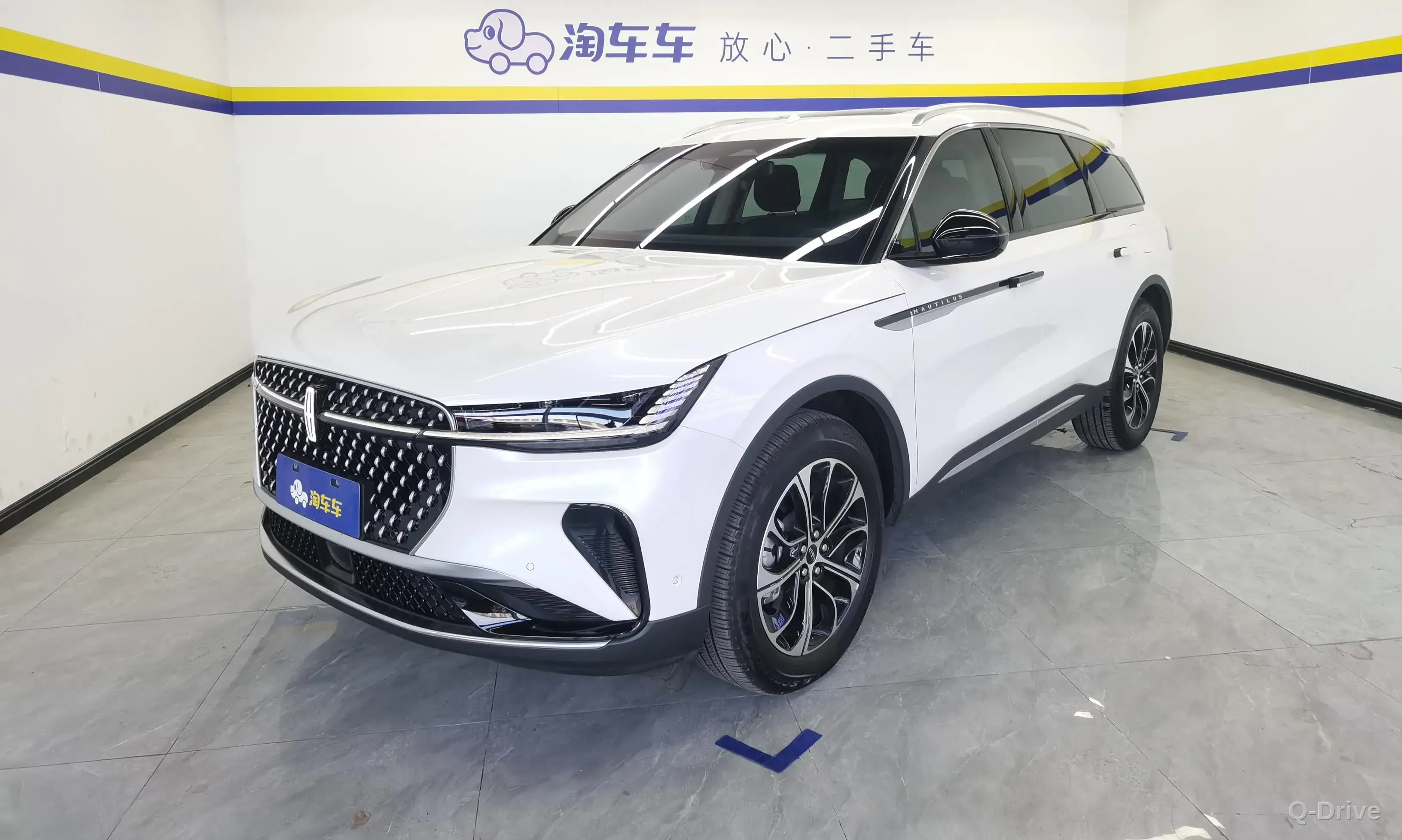 Lincoln Nautilus 2023 2.0T 4WD фото 1