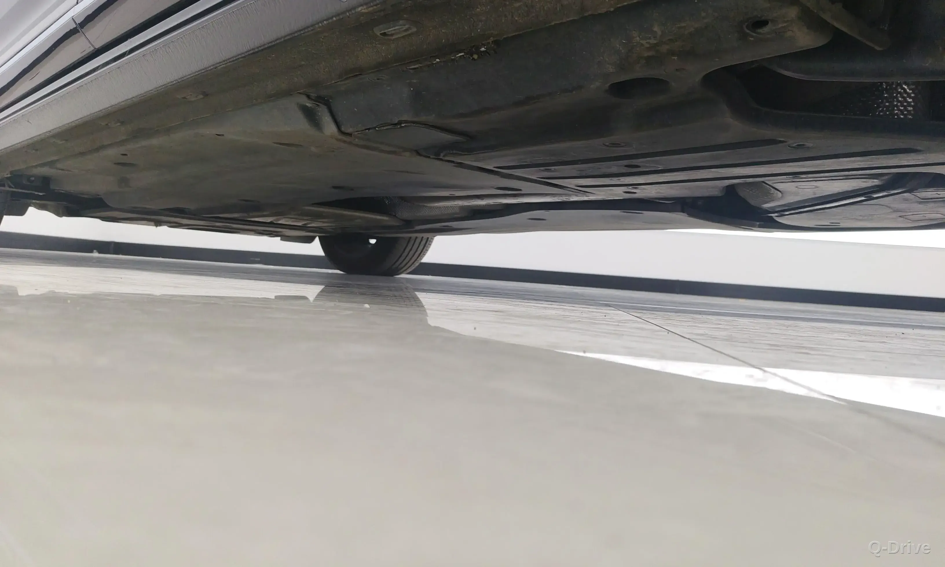 Volkswagen Passat 2022 330TSI Luxury фото 6