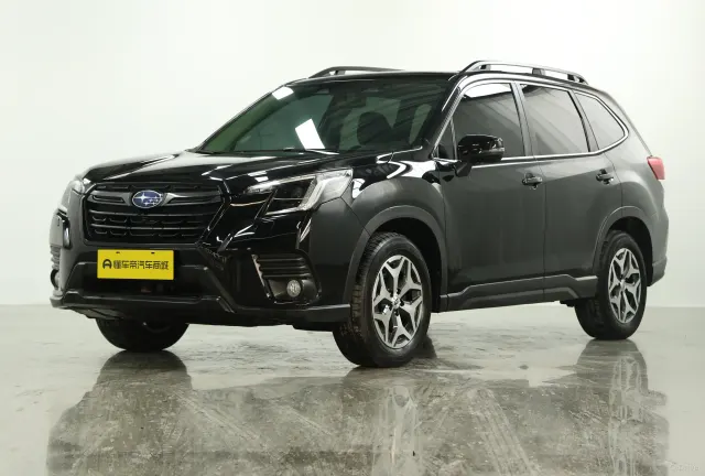 Subaru Forester 2022 2.0i AWD LuxuryEyeSight фото 1