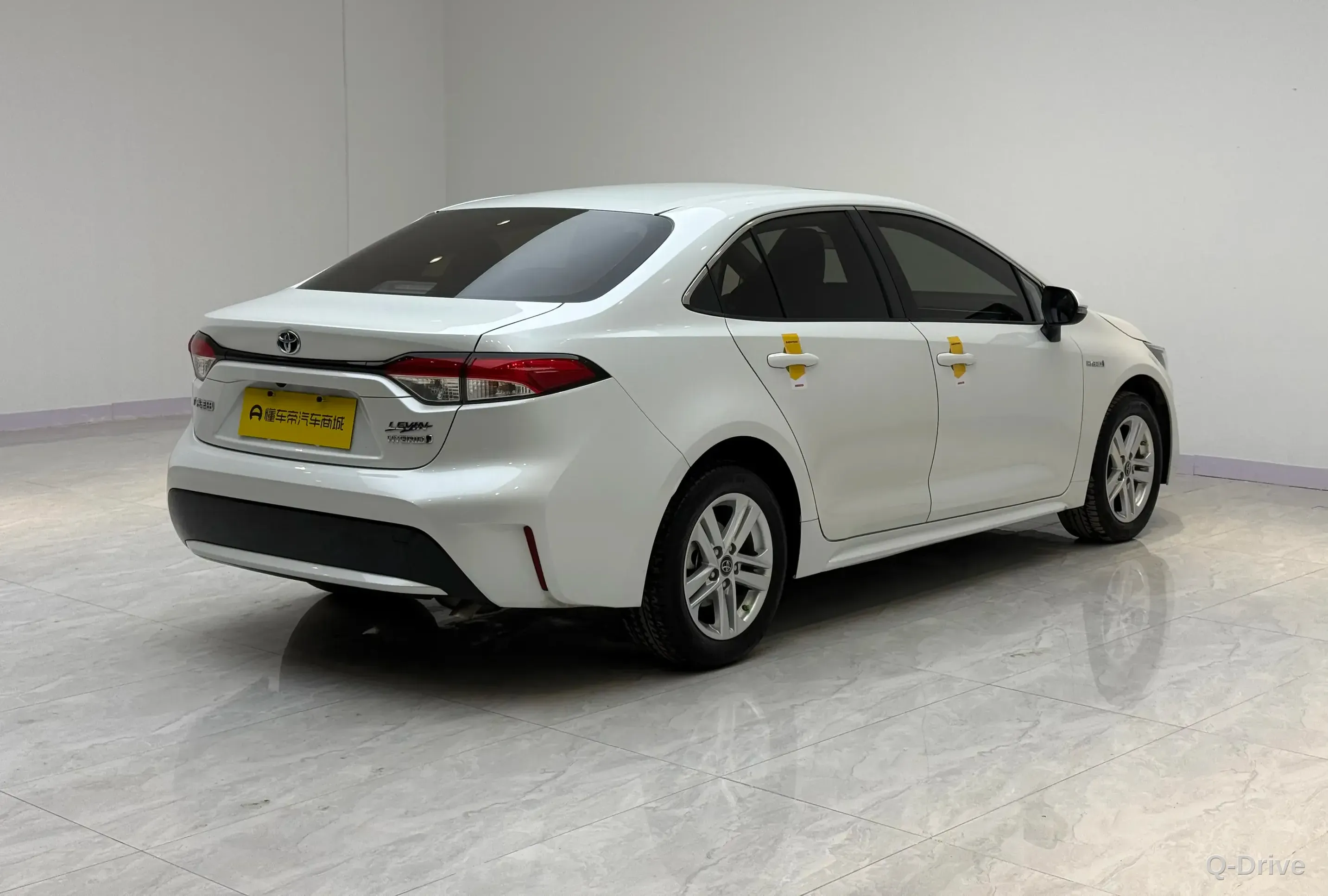 Toyota Levin 2022 1.8H E-CVT Luxury фото 7