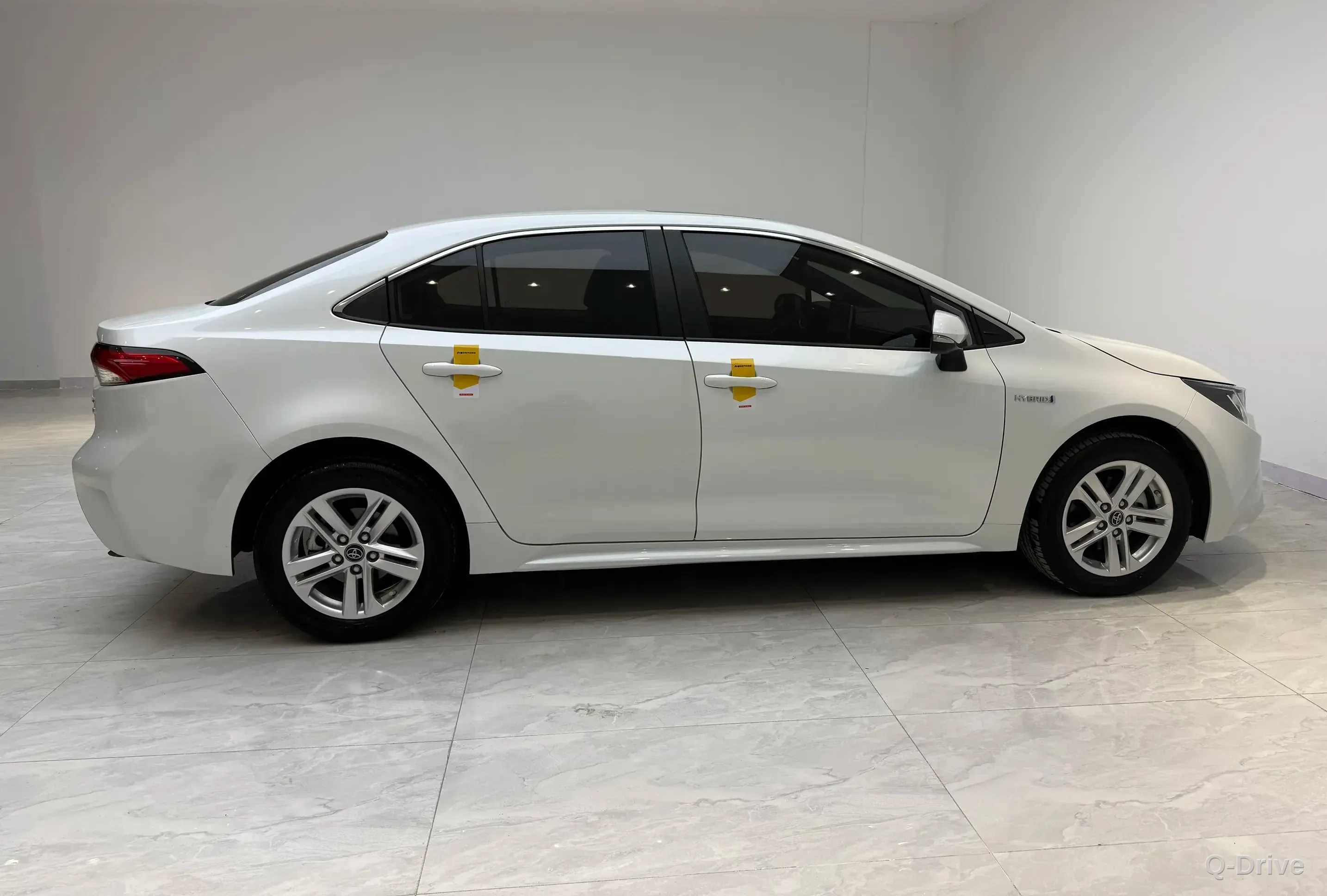 Toyota Levin 2022 1.8H E-CVT Luxury фото 8