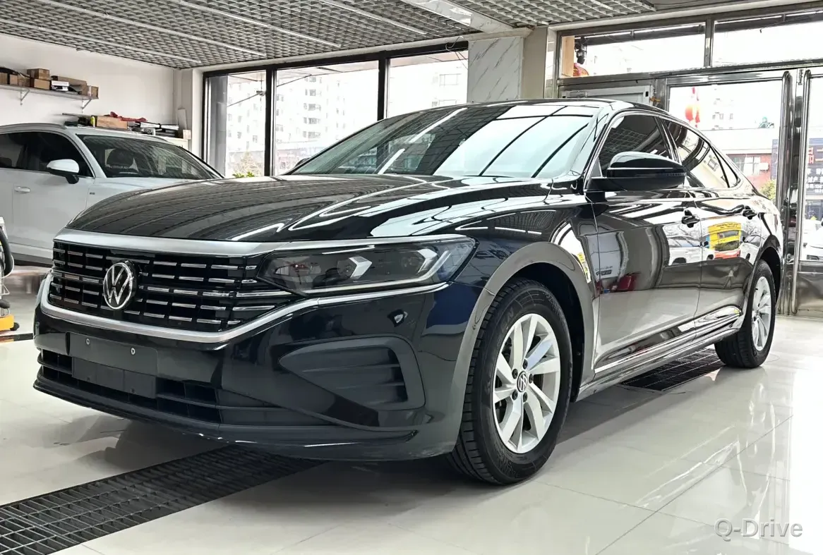 Volkswagen Passat 2022 280TSI Elite фото 1
