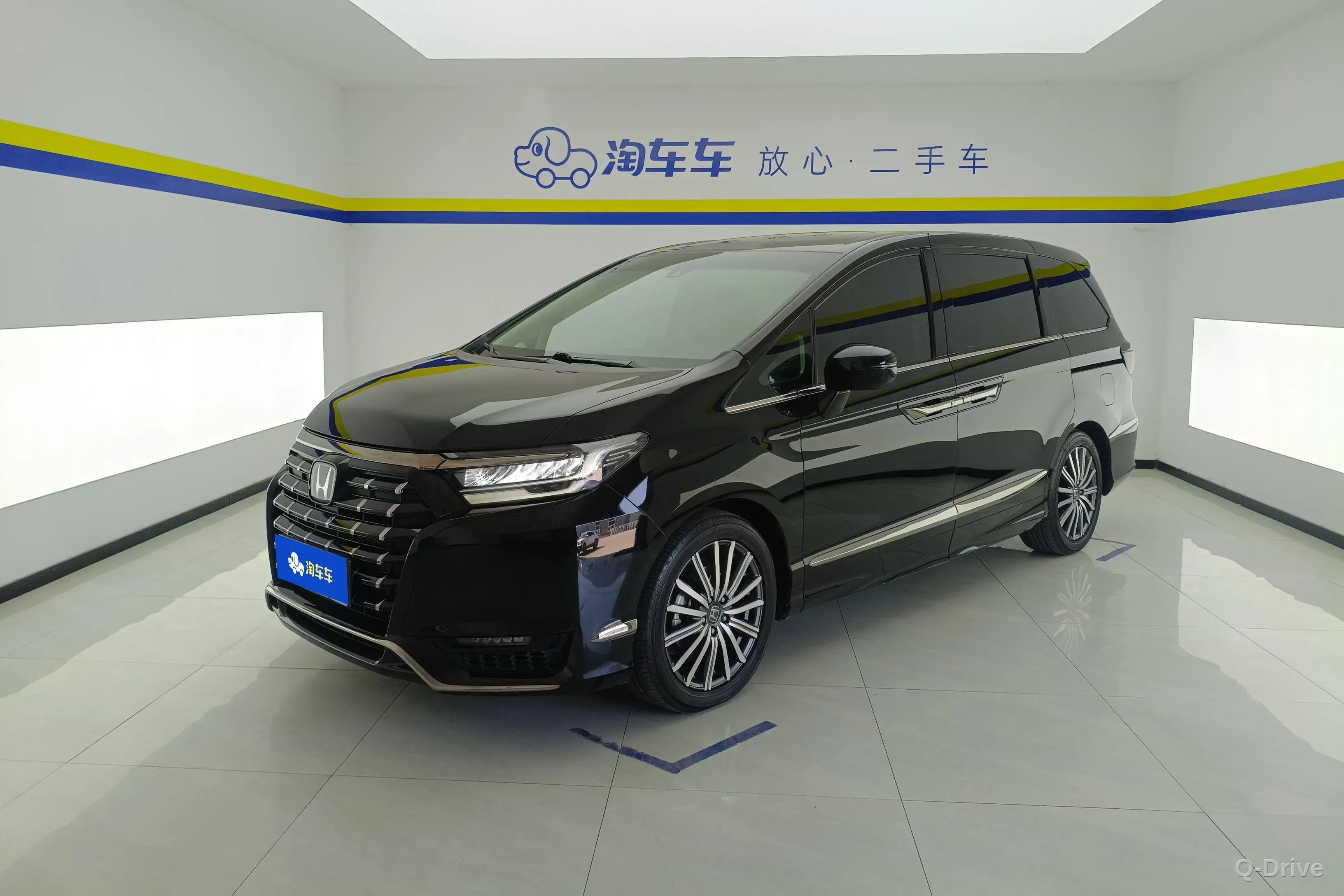 Honda Elysion 2.0L Hybrid Luxury 2022