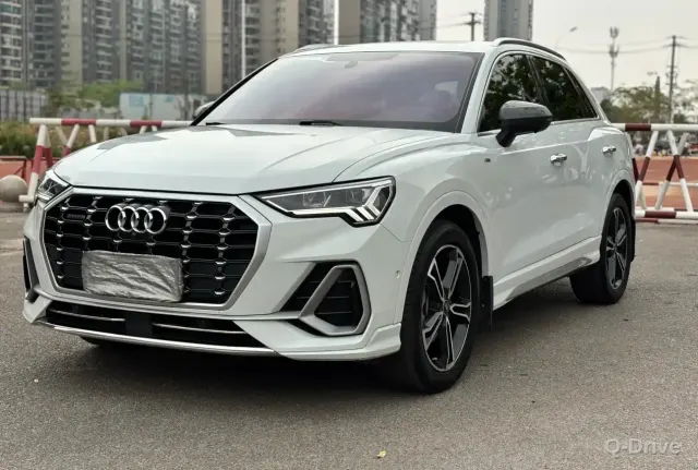 Audi Q3 2022 45 TFSI quattro фото 1