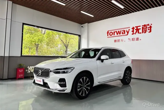 Volvo XC60 2024 B5 Luxury фото 1