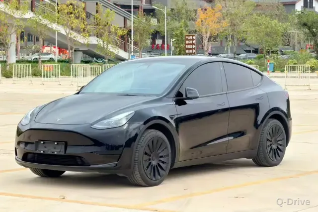 Tesla Model Y 2022 Facelift фото 1