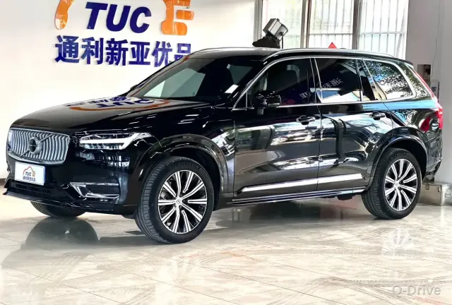 Volvo XC90 2022 B6 Luxury 7 фото 1