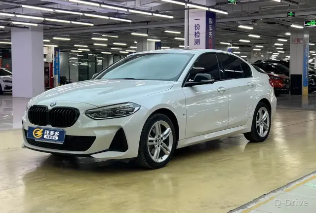 BMW 1 Series 2023 120i M фото 1