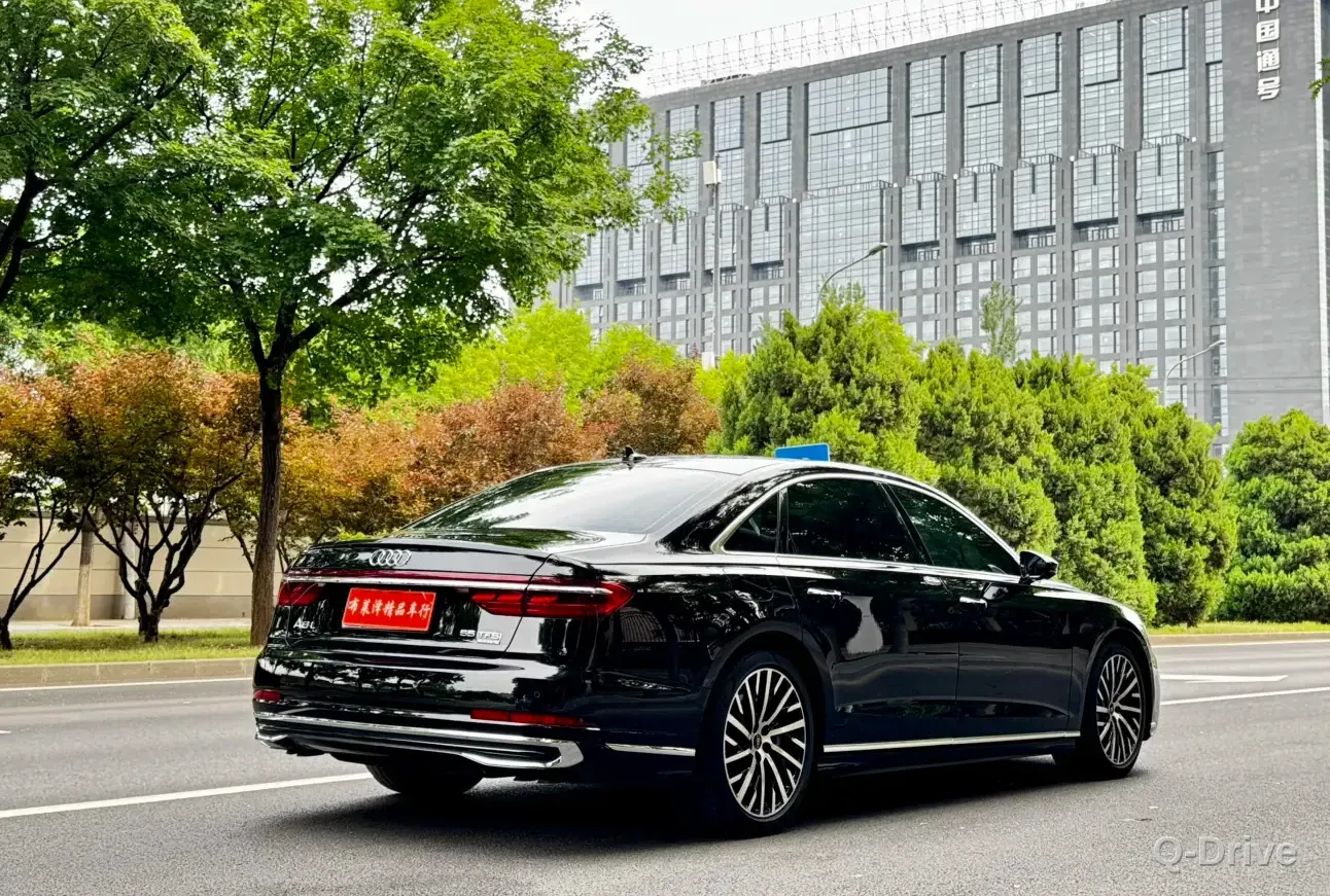 Audi A8 2023 A8L 55 TFSI quattro Flagship фото 8