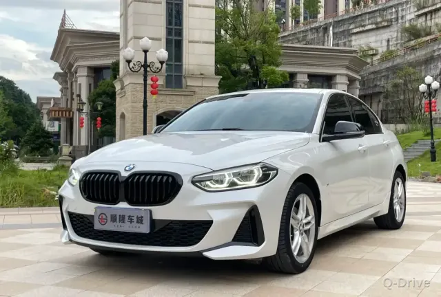 BMW 1 Series 2023 120i M фото 1