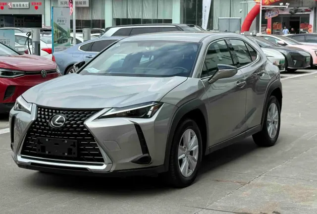 Lexus 2022 UX 260h · фото 1