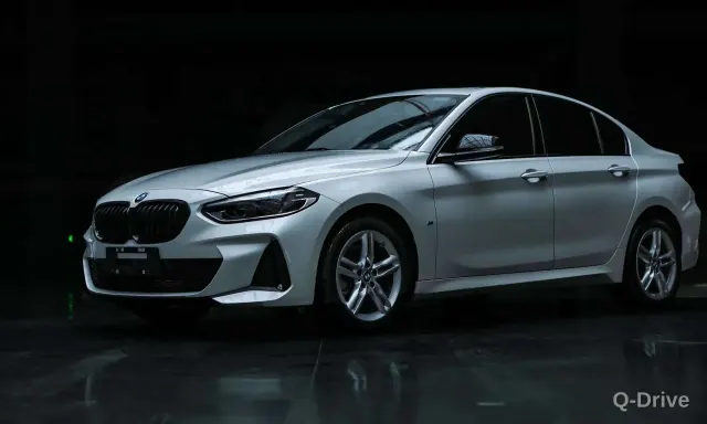 BMW 1 Series 2023 120i M фото 1