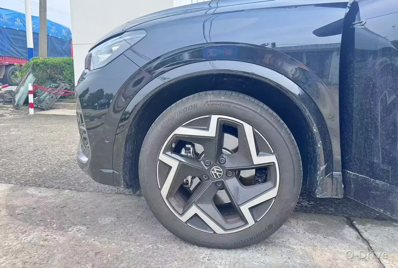 Volkswagen Tiguan L 2025 380TSI R-Line фото 3