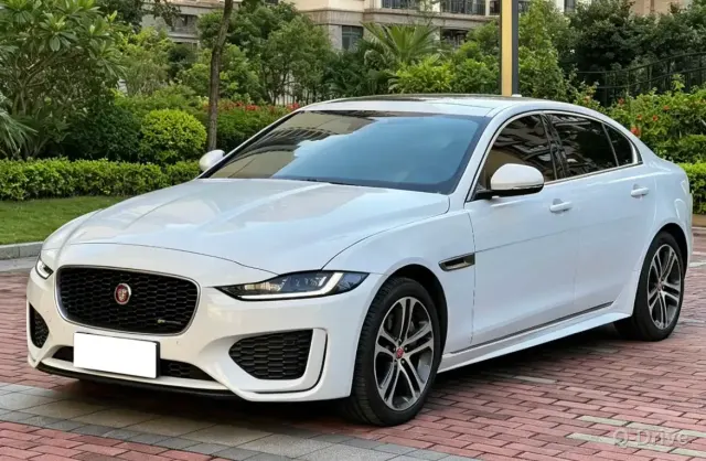 Jaguar XEL 2024 2.0T 250PS R-DYNAMIC S фото 1