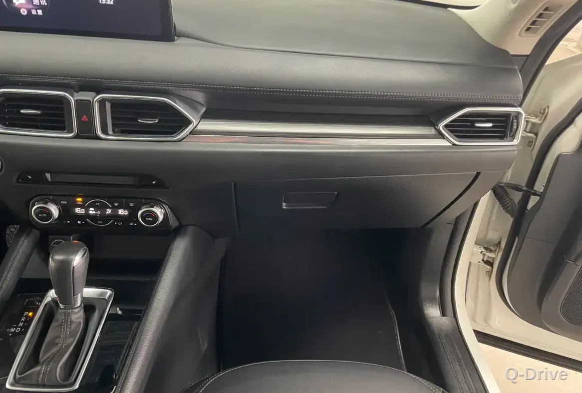 Mazda CX-5 2022 2.0L фото 8