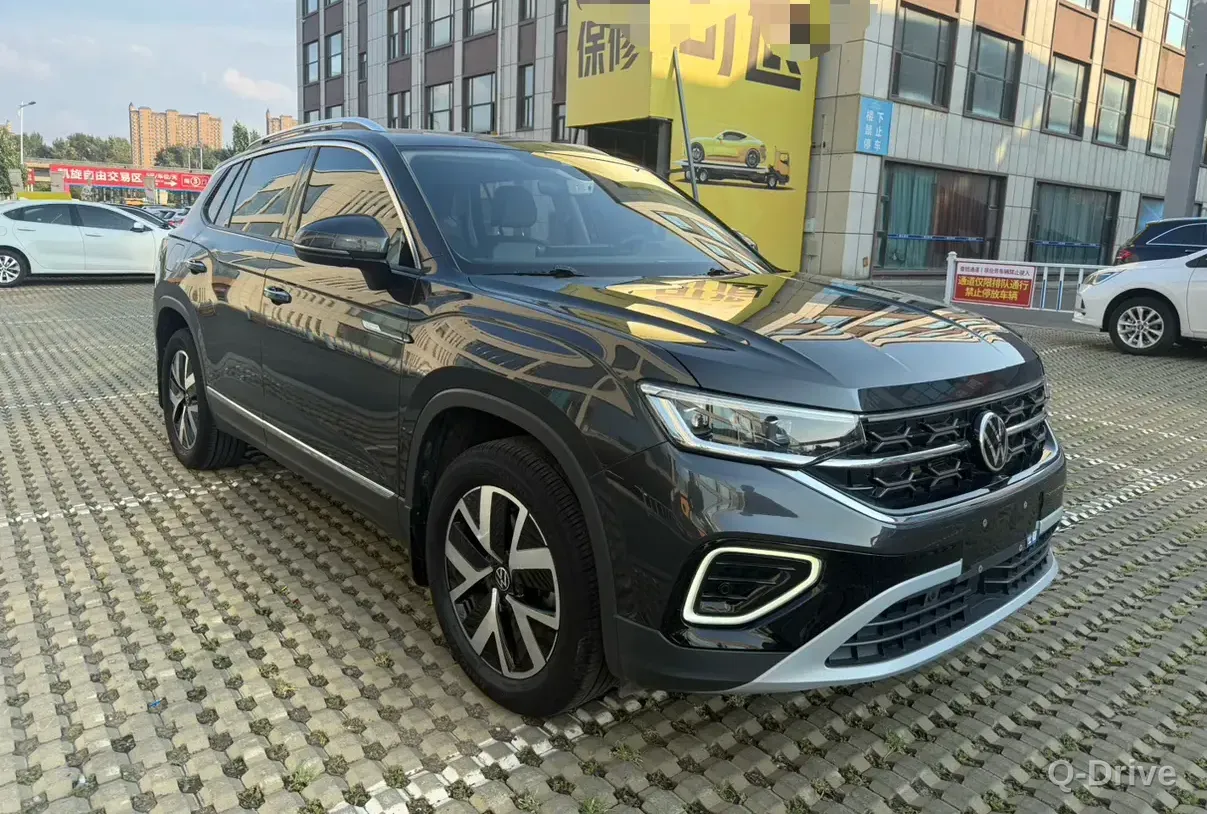 Volkswagen Tayron 2023 280TSI Plus фото 3