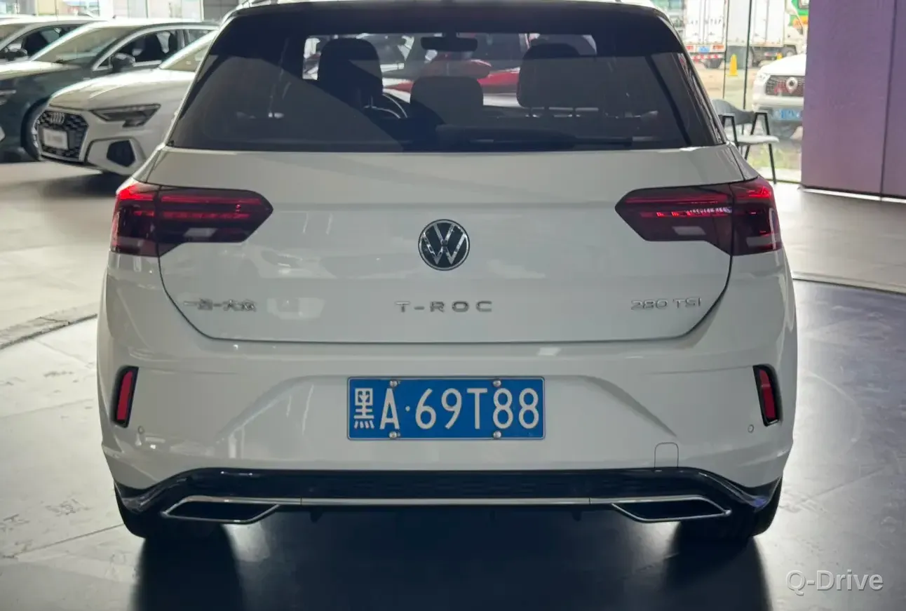 Volkswagen T-Roc 2022 280TSI DSG R-Line Pro PLUS фото 3