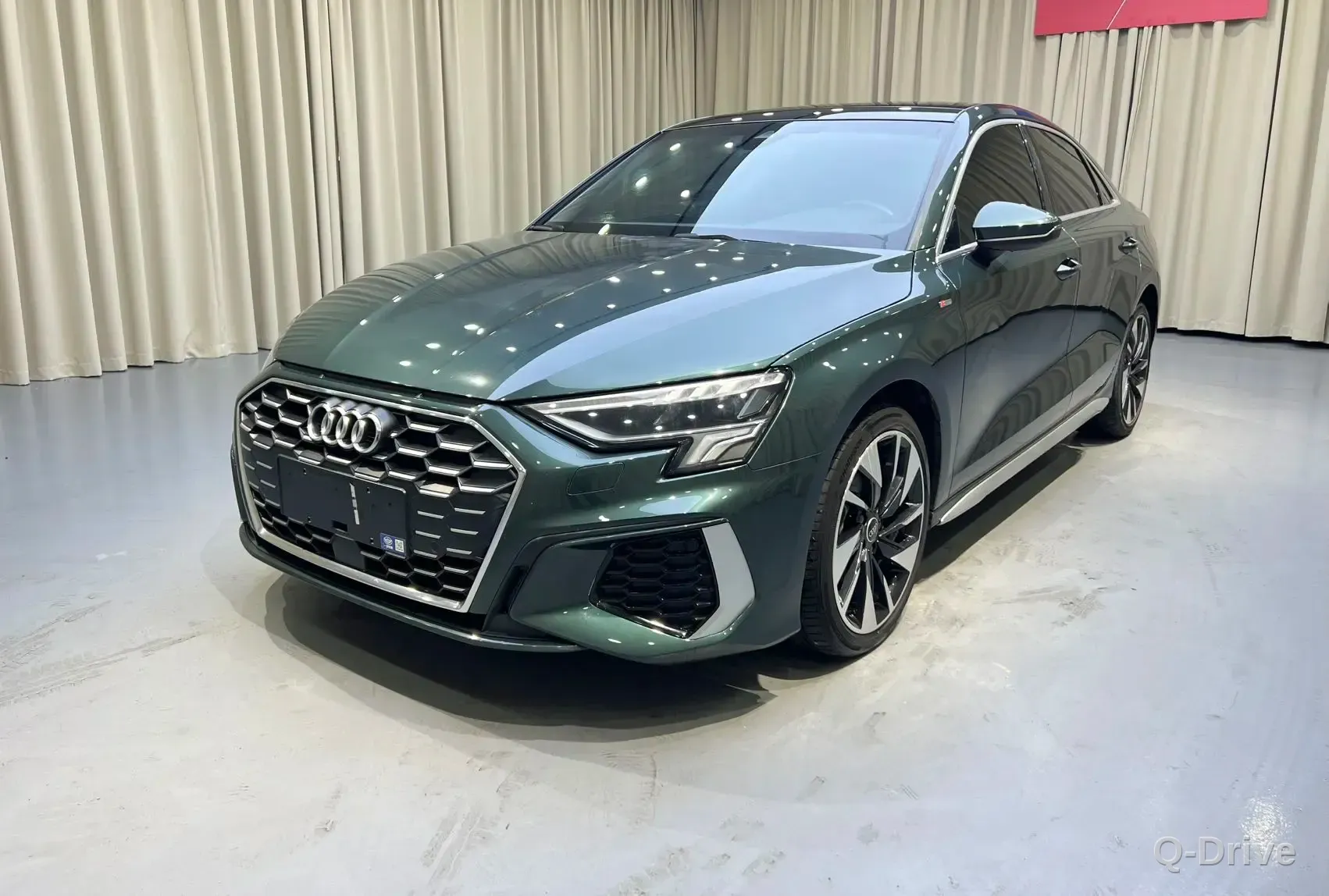 Audi A3 2023 A3 2023 Facelift A3L Limousine 35 TFSI фото 1