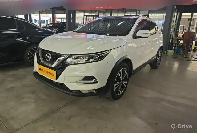 Nissan Qashqai 2022 2.0L XV Prem Luxury фото 1