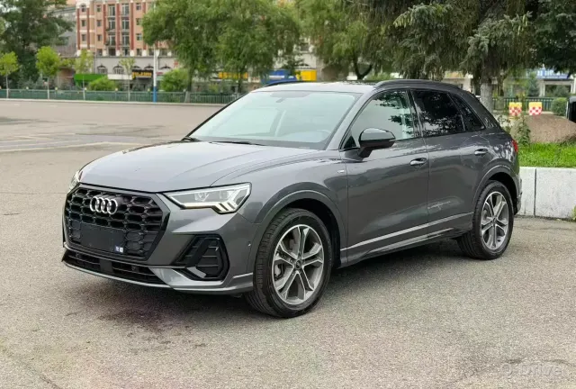 Audi Q3 2022 35 TFSI фото 1