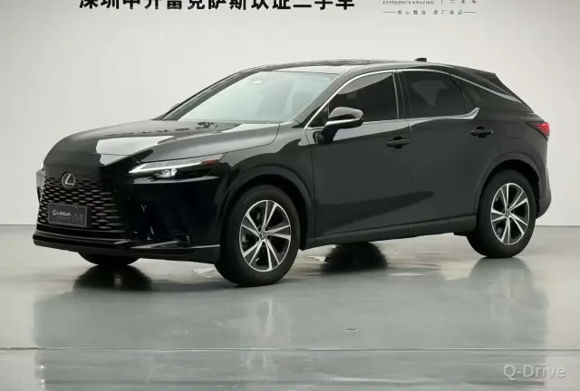 Lexus RX 2025 300 фото 1