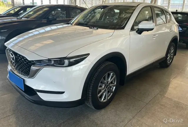 Mazda CX-5 2025 2.0L фото 1