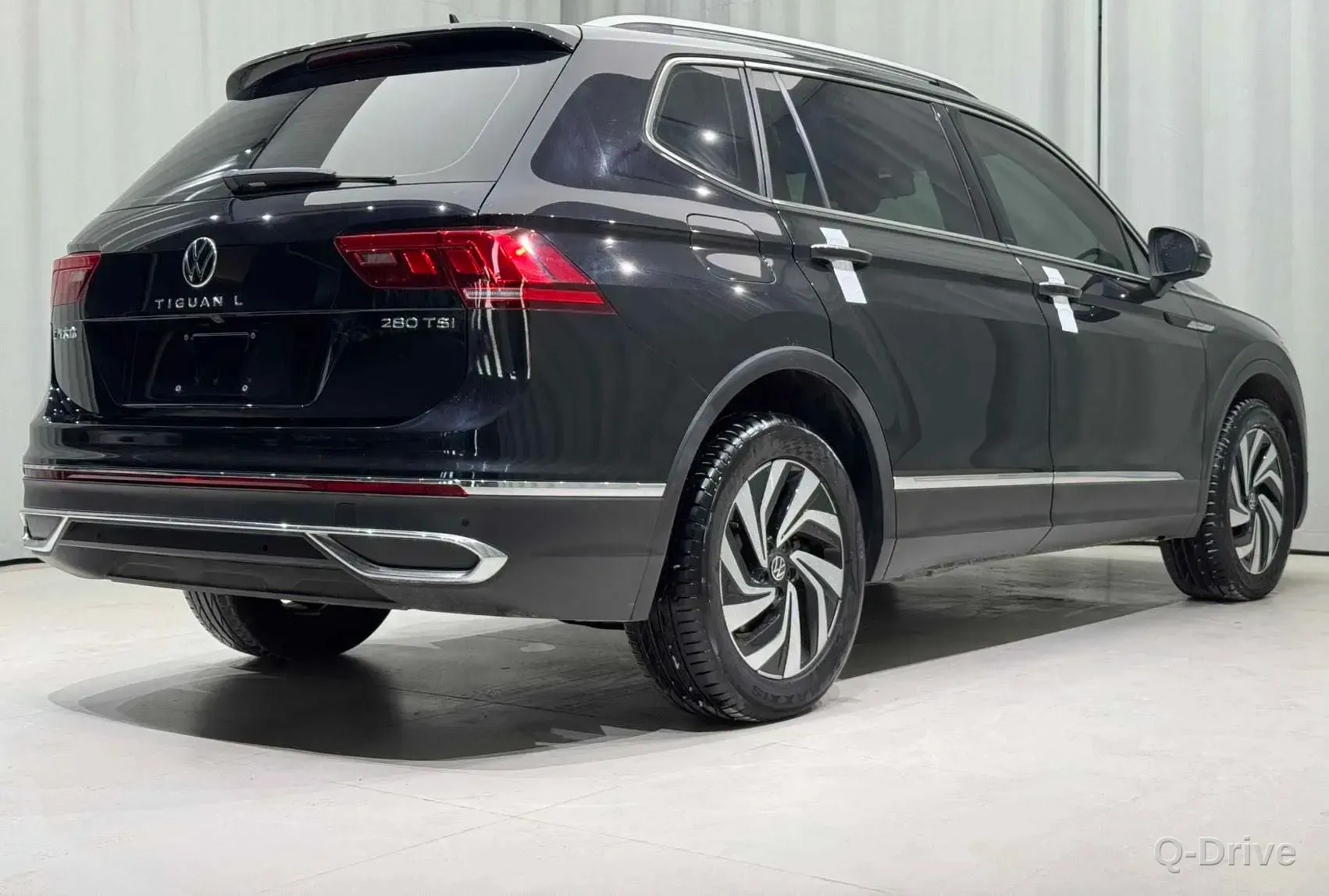 Volkswagen Tiguan L 2023 280TSI фото 6