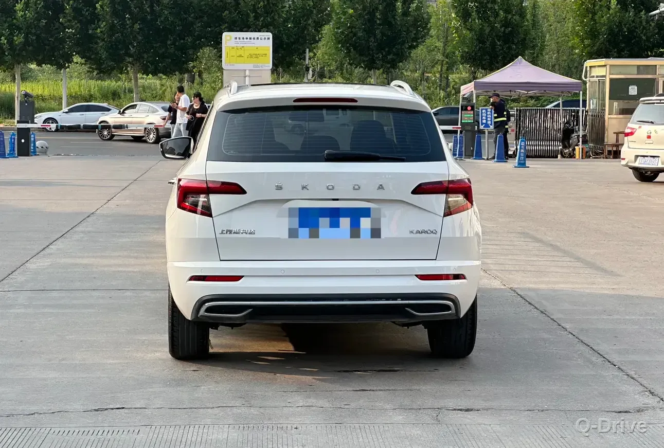 Skoda Karoq 2023 TSI280 фото 3