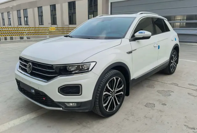 Volkswagen T-Roc 2021 280TSI DSG фото 1