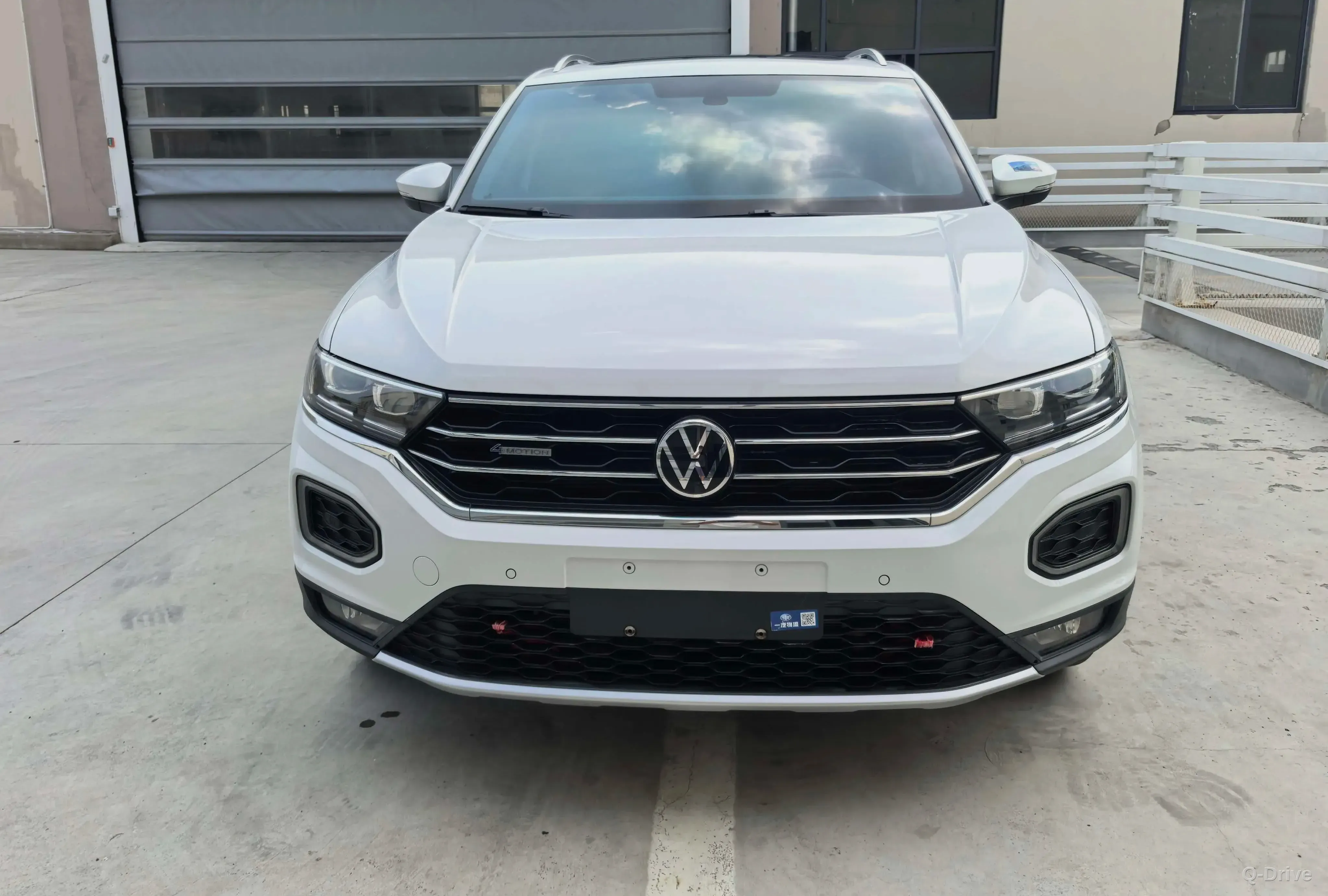 Volkswagen T-Roc 2021 280TSI DSG фото 2