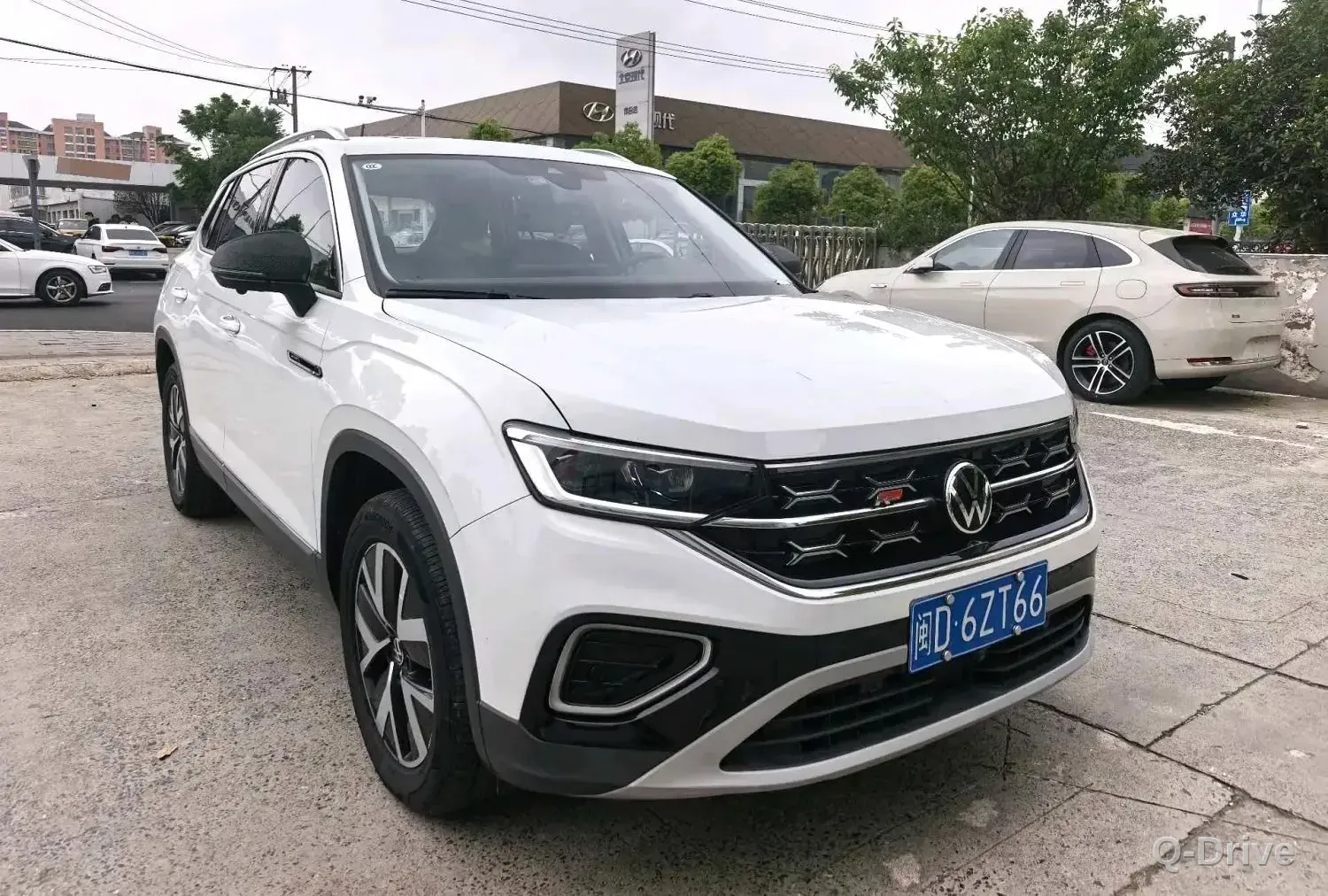 Volkswagen Tayron 2023 280TSI Plus фото 3
