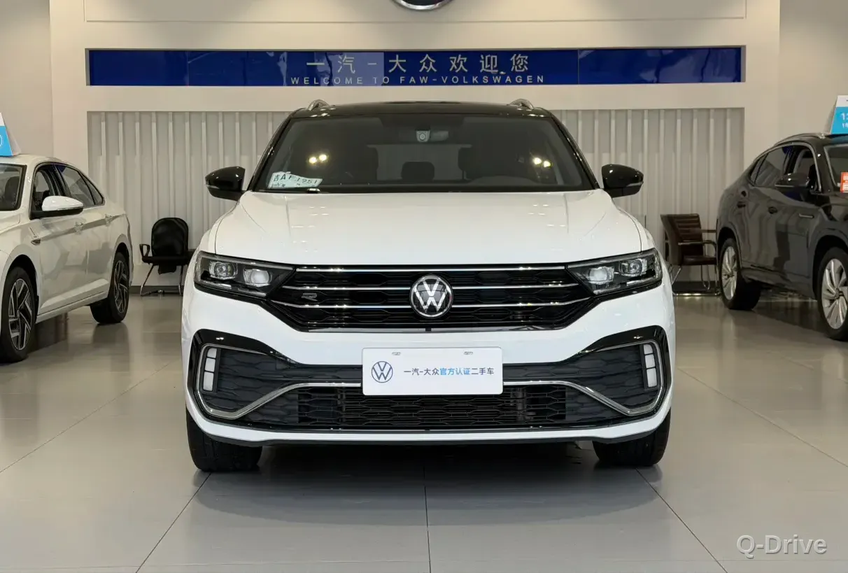 Volkswagen T-Roc 2022 280TSI DSG R-Line Pro PLUS фото 2
