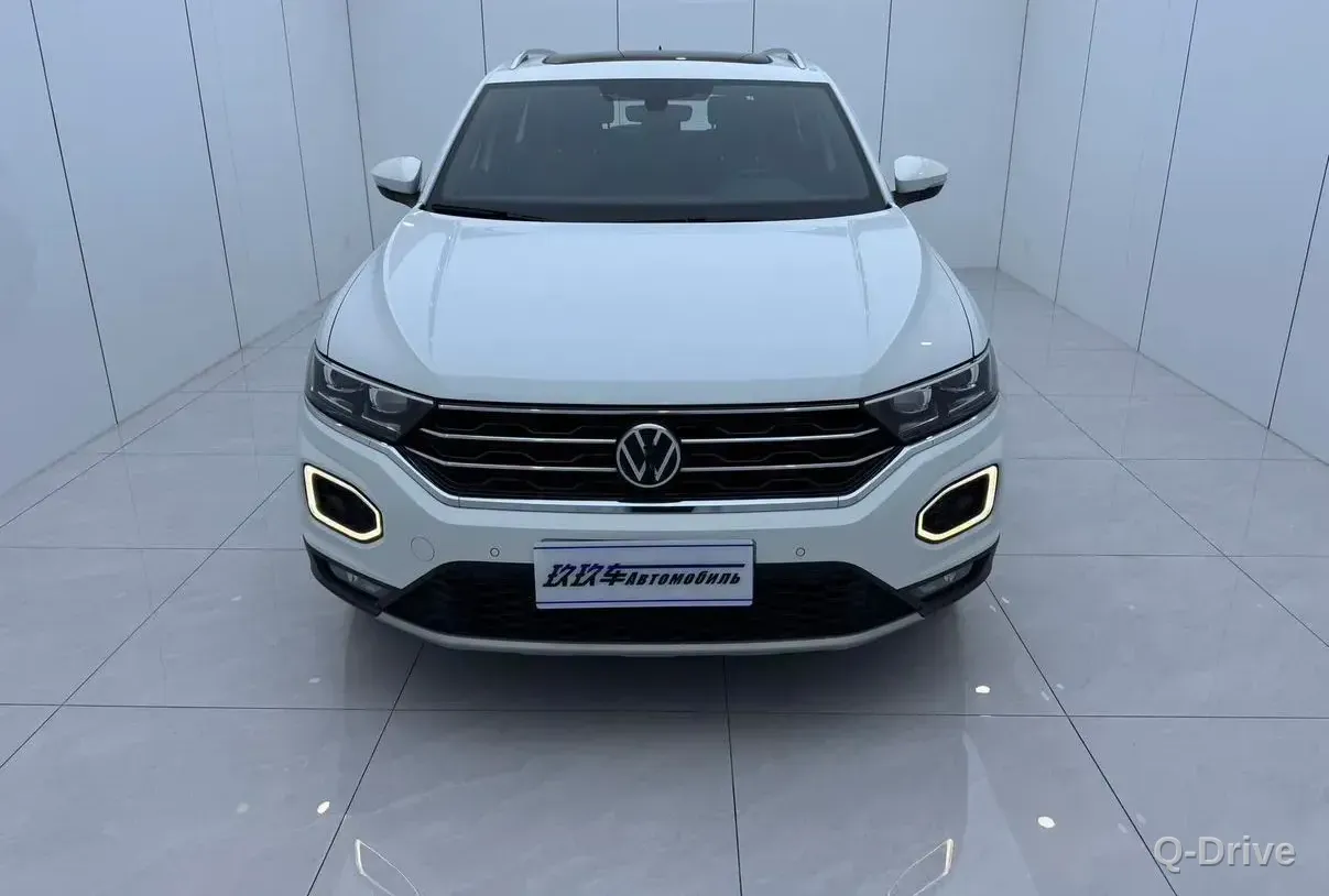 Volkswagen T-Roc 2021 280TSI DSG фото 2