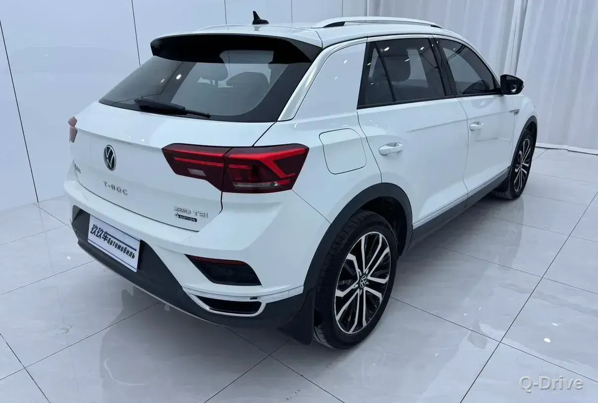 Volkswagen T-Roc 2021 280TSI DSG фото 6