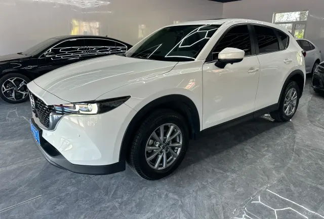Mazda CX-5 2022 2.0L фото 1